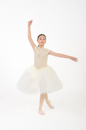 CATHERINE LI