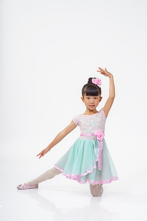 PEARL WANG