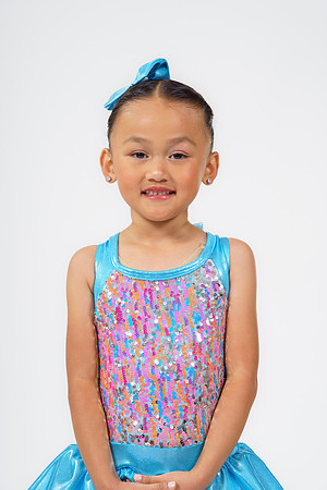 ZOELLE XIONG