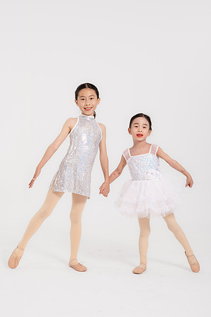 KATHERINE WONG & CLAIRE WONG