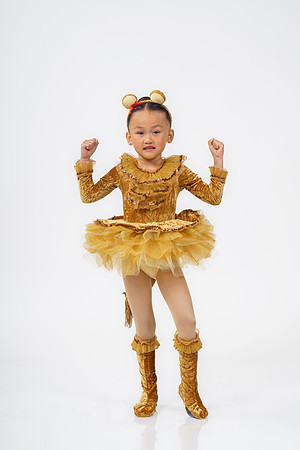 ZOELLE XIONG