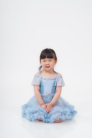 ELLIE TAN
