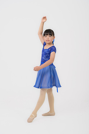 EMILY CHIN